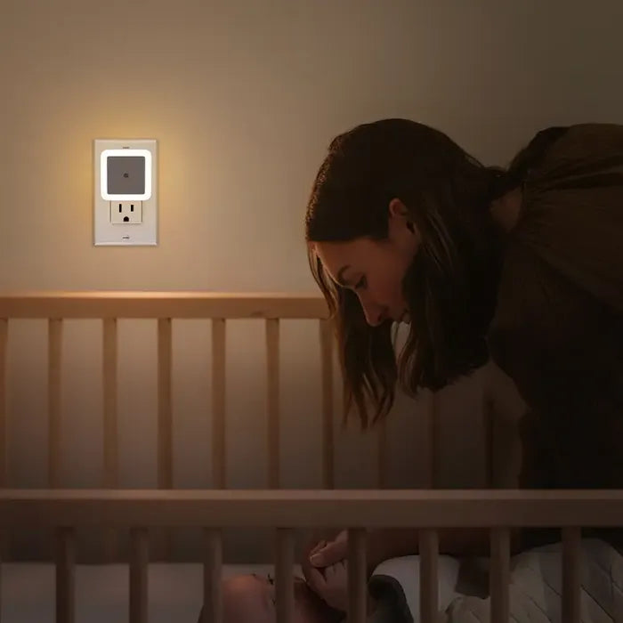 Dusk-to-Dawn LED Night Lights (Warm White, Plug-In)